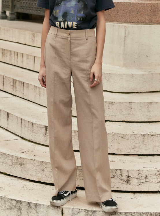 Pintuck Stitched Pants in Beige_VW0SL1040