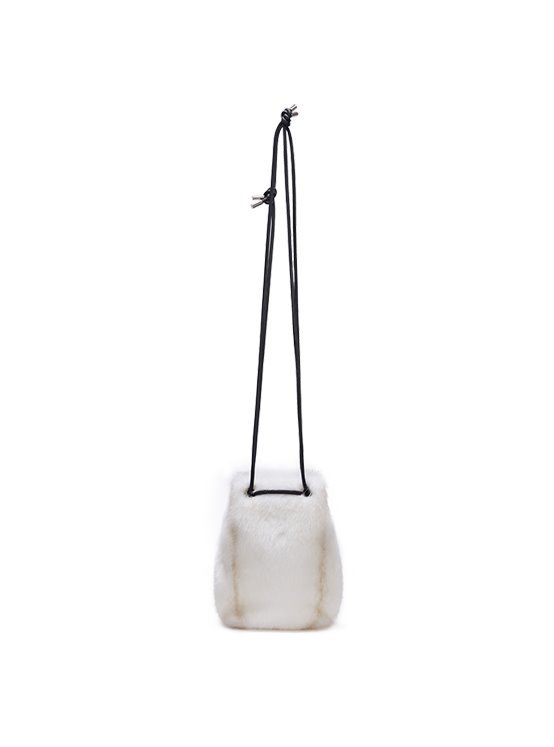 Plush Bag in Ivory_VX0WG1200
