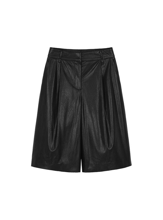 Faux Leather Bermuda Pants in Black VL1AL111-10