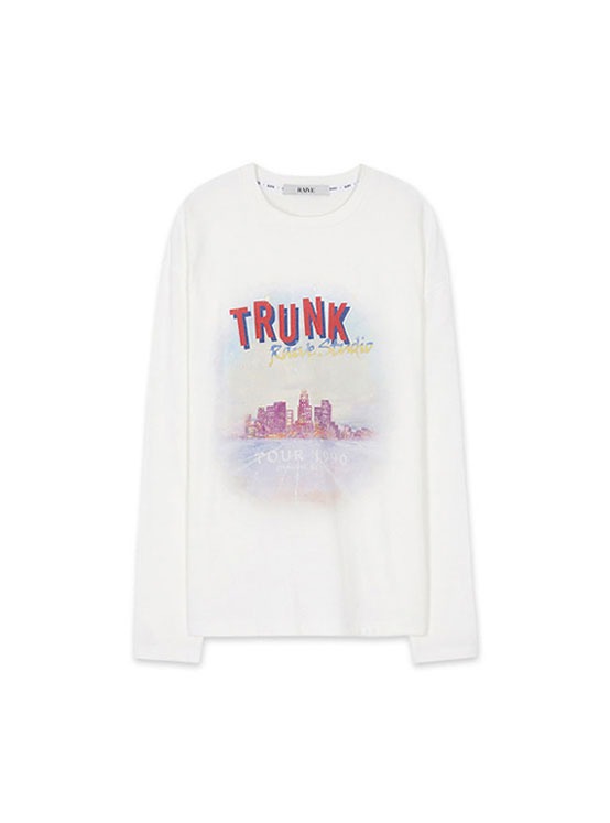 Vintage Trunk Print T-Shirt in White VW1AE130-01